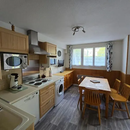 Les Bartavelles Apartment
